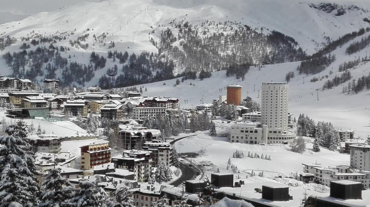 Palace 2 Residence Sestriere Bagian luar foto